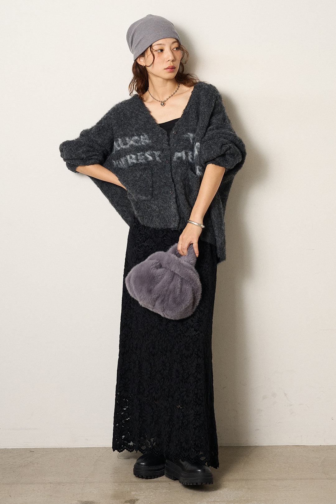 [SET]ウール混透かしロゴニットカーディガン+花柄刺繍ベロアフレアスカート(2set)