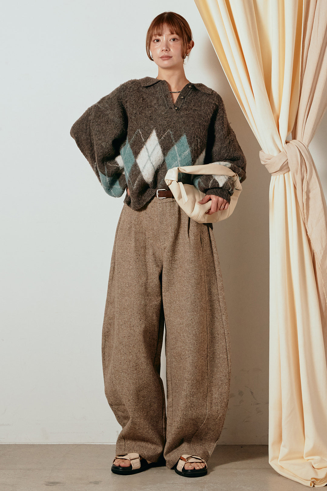 [SET]アーガイル柄ポロニットトップス+ベルト付きネップツイードカーブパンツ(2set)