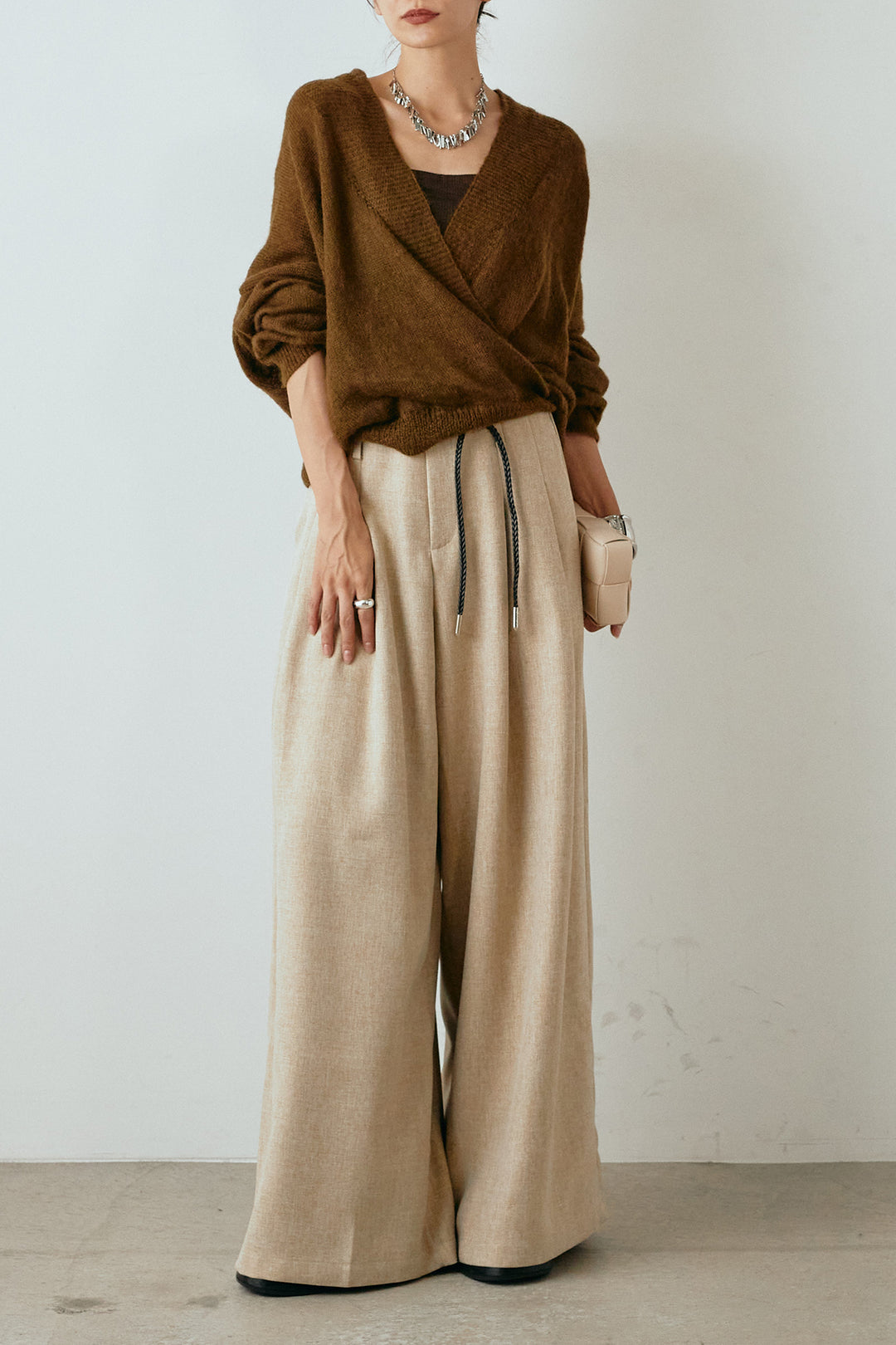[SET]カシュクールデザインニット+細ベルト付きワイドパンツ(2set)