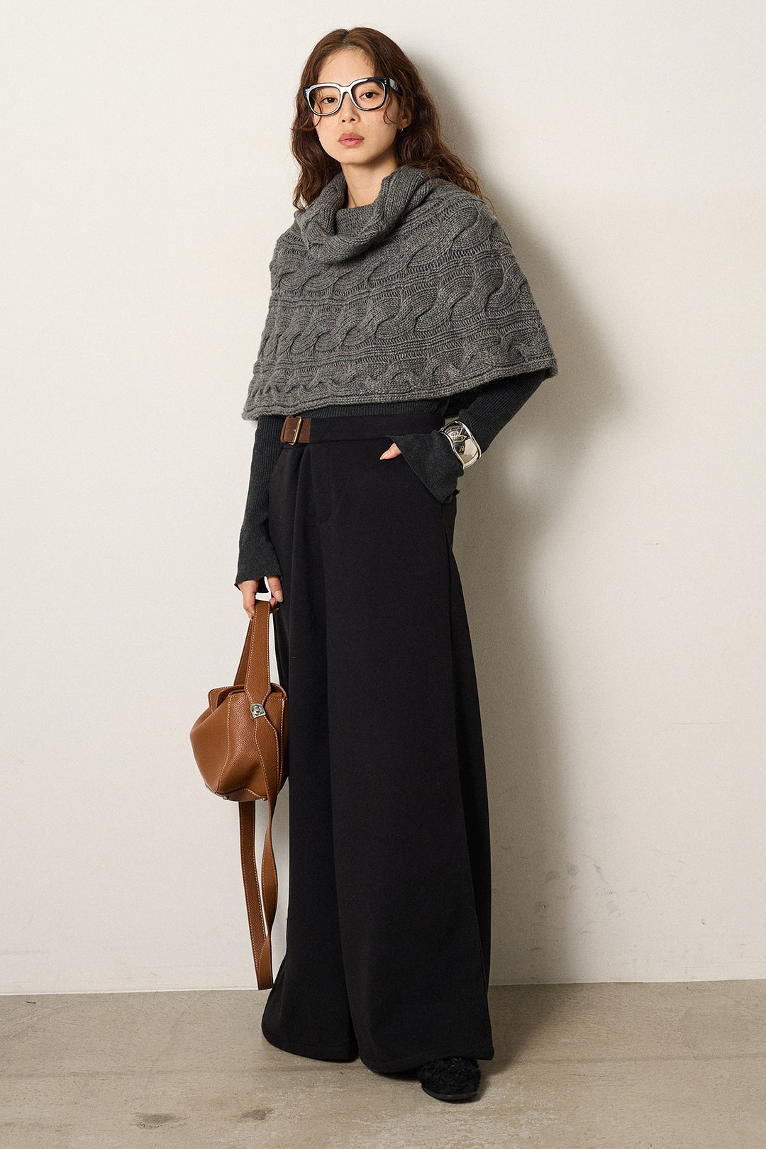 [SET]ケーブル編みケープレイヤードニット+サイドベルトパンツ(2set)