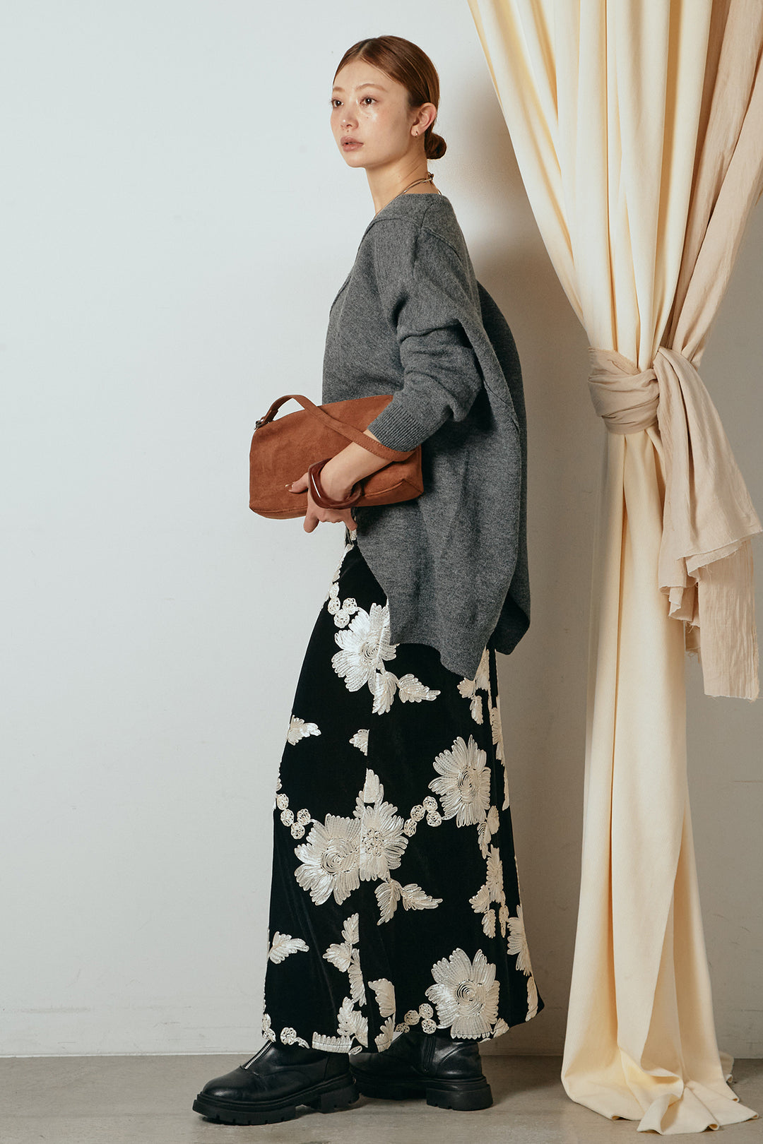 【着回しセット】[SET]アシンメトリーデザインニットトップス+センターラインニットパンツ+フラワー刺繍ワイドスカート(3set)