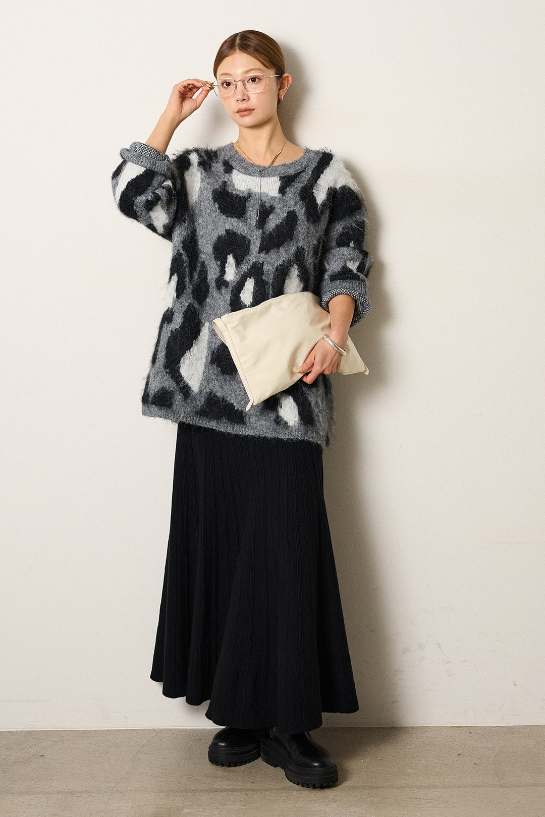 [SET]ルーズアニマルモヘアニットトップス+編み地切り替えフレアニットスカート(2set)