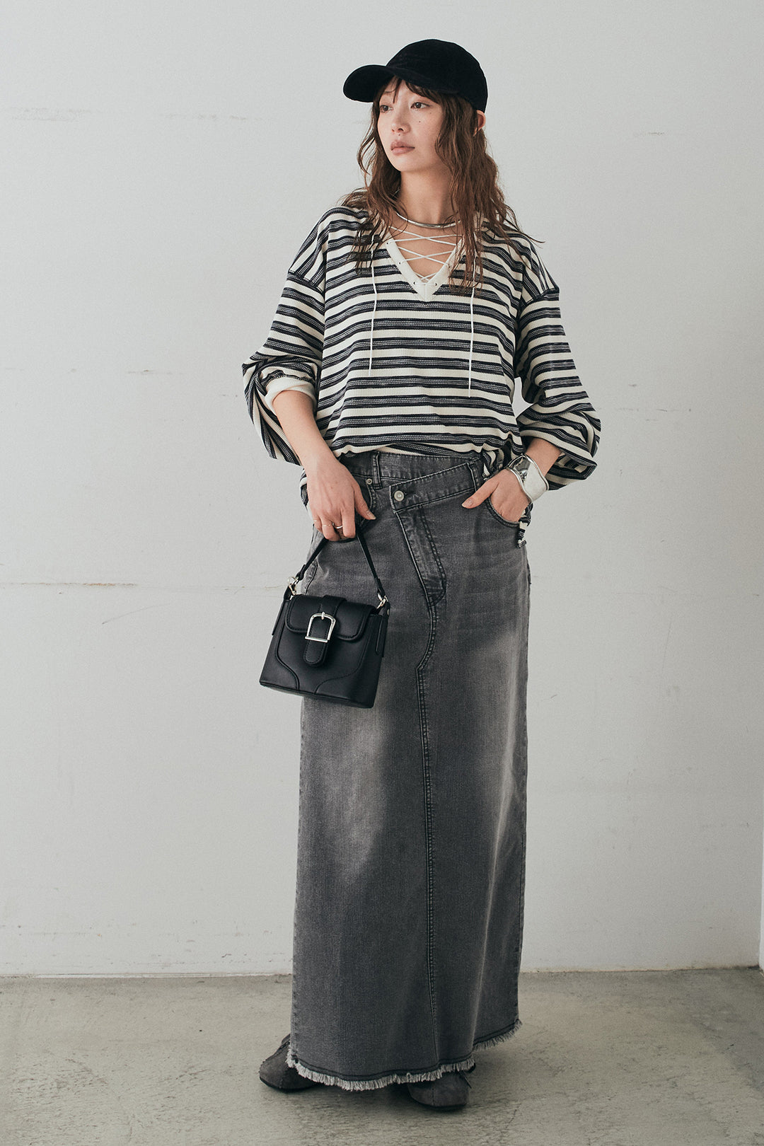 [SET]レースアップワッフルボーダートップス+ウエストクロスデニムタイトスカート(2set)