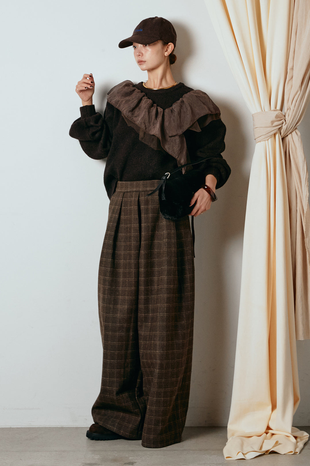 [SET]アシンメトリーフリルニットトップス+ウールライクチェックタックパンツ(2set)