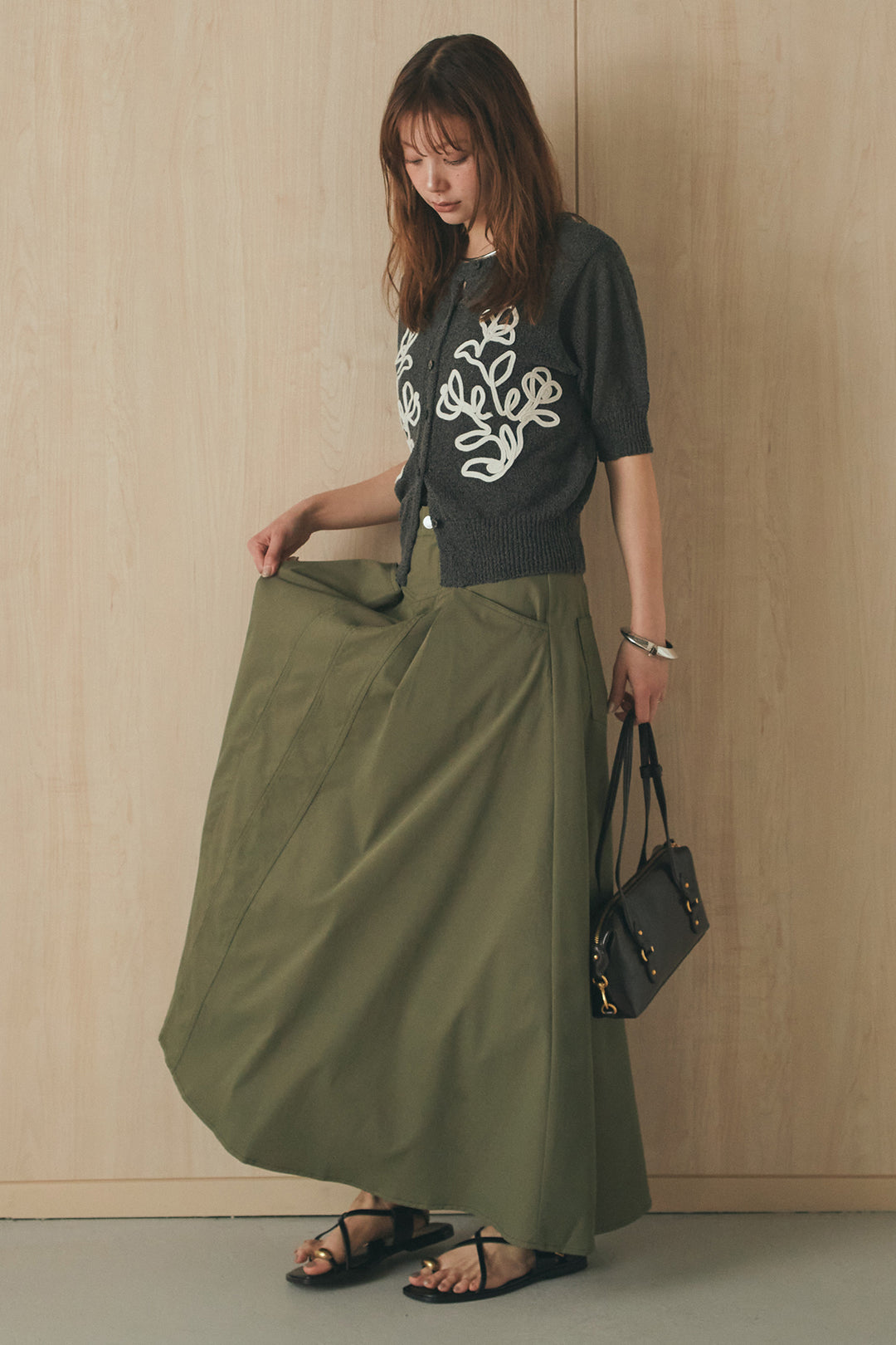 [SET]フロントテープデザイン半袖カーディガン+ミリタリーツイルタックフレアスカート(2set)