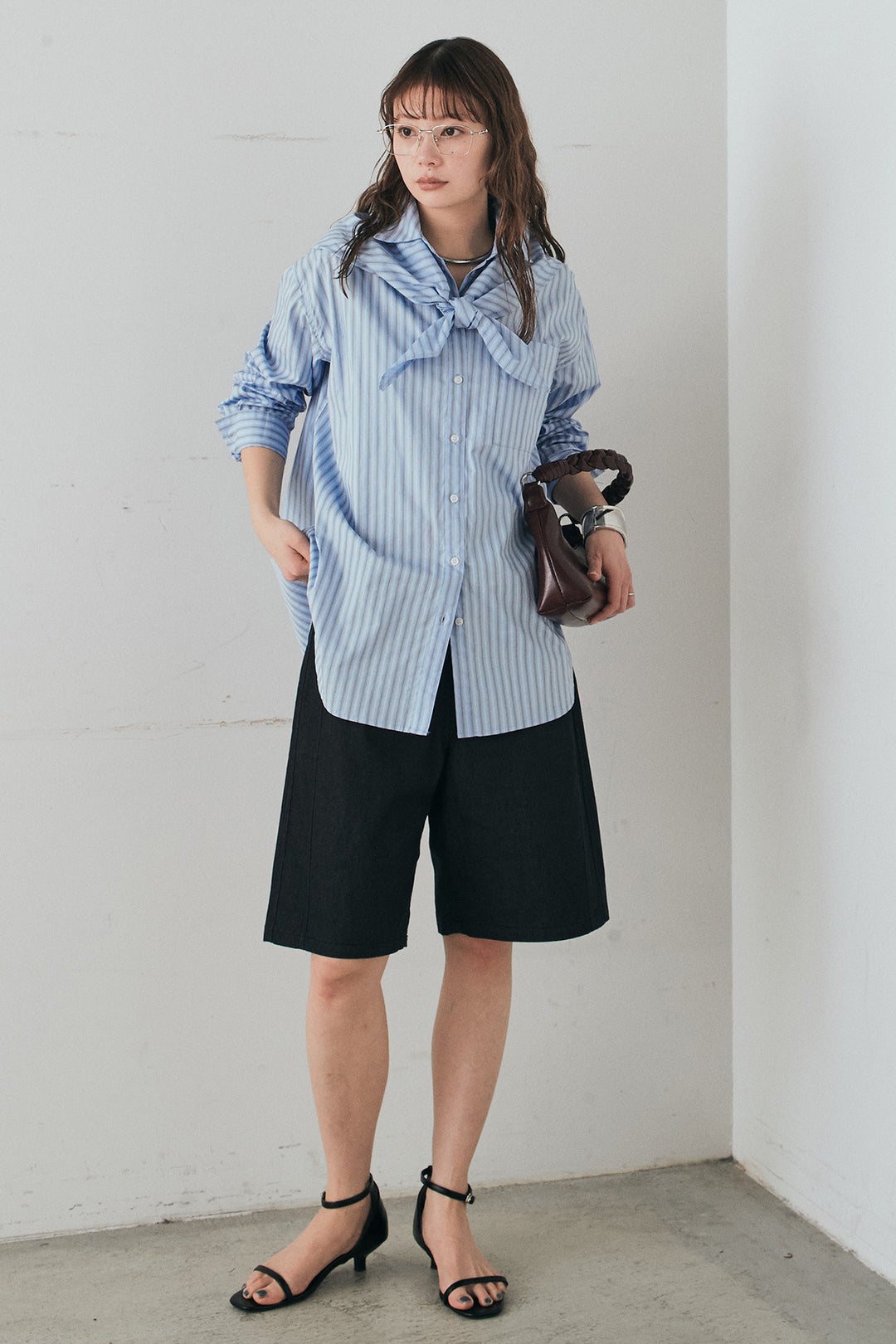 [SET]ランダムストライプスカーフ付きシャツ+デニムハーフパンツ(2set)