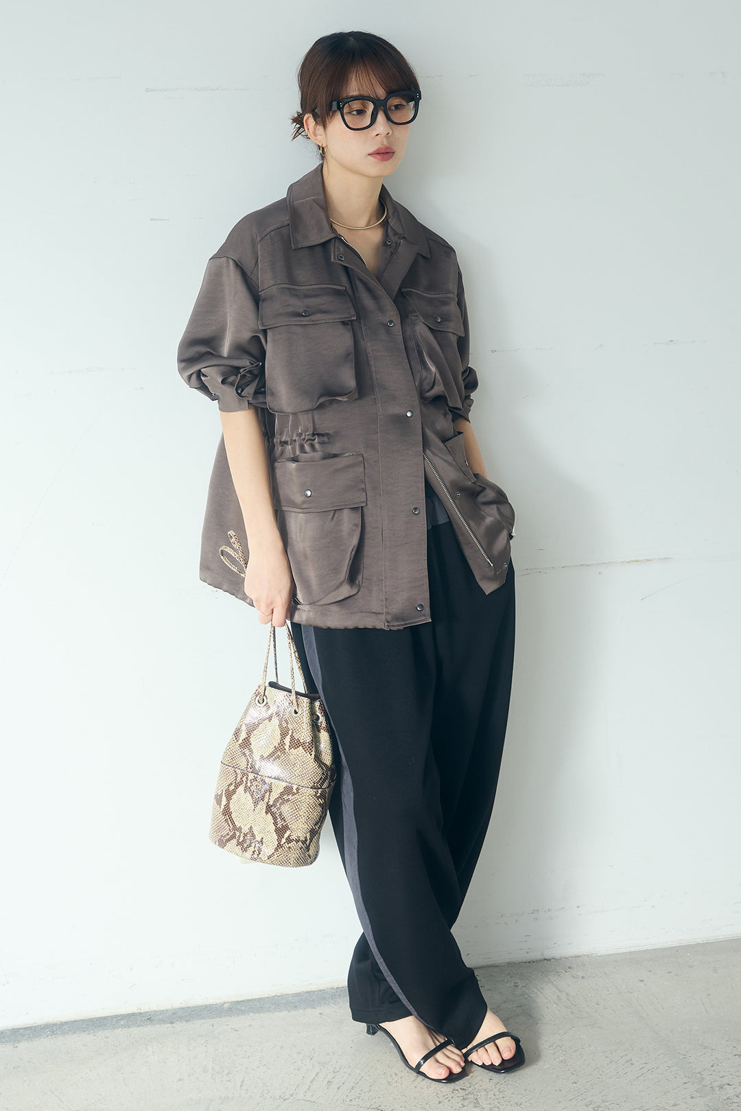 [SET]サテンライトブルゾン+異素材切り替えスウェットパンツ(2set)