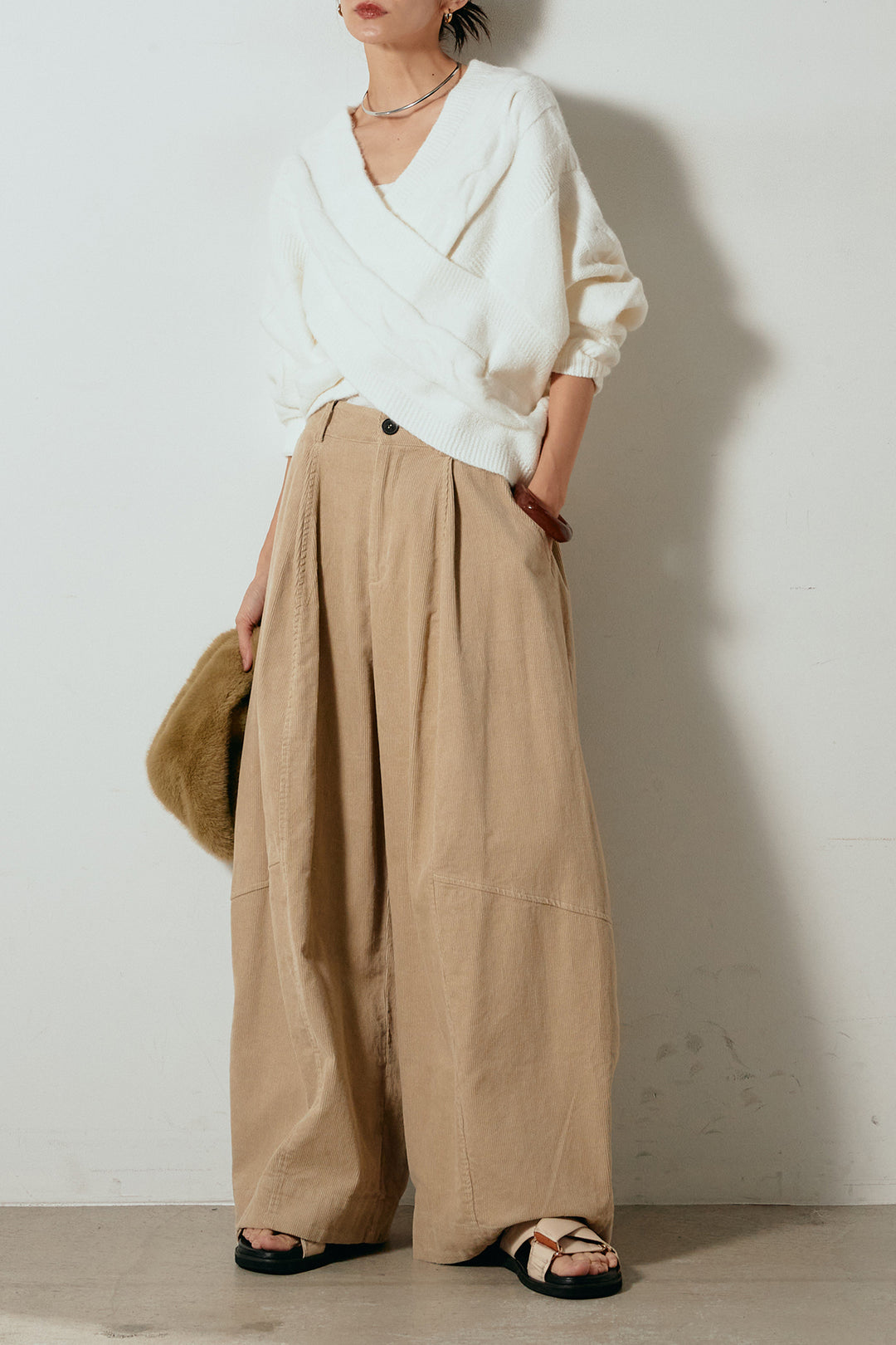 [SET]ケーブルカシュクールニットトップス+タック入りコーデュロイワイドパンツ(2set)