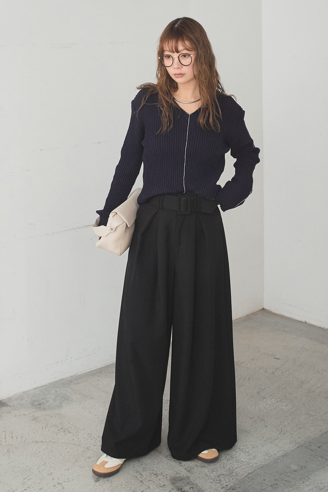 [SET]衿付きニットプルオーバー+ベルト付きツータックワイドパンツ(2set)