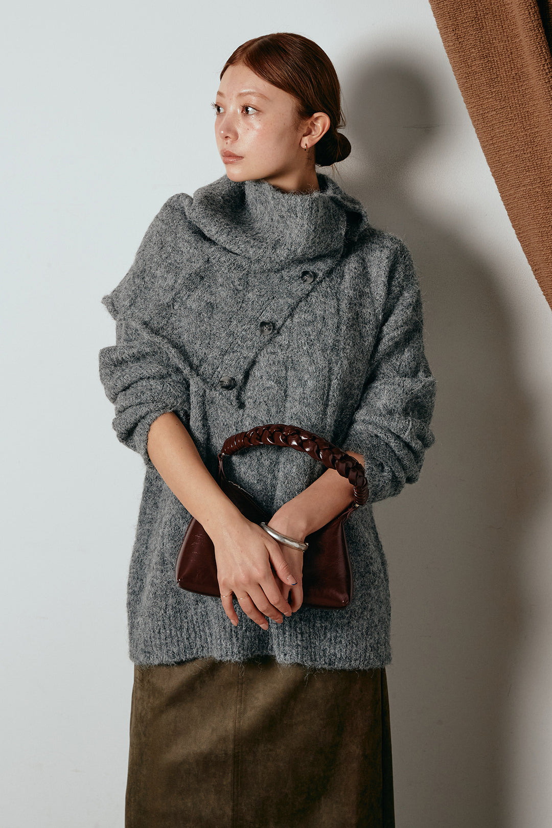 [SET]ケープデザインケーブルニットトップス+スウェードライク裾フリンジスカート(2set)