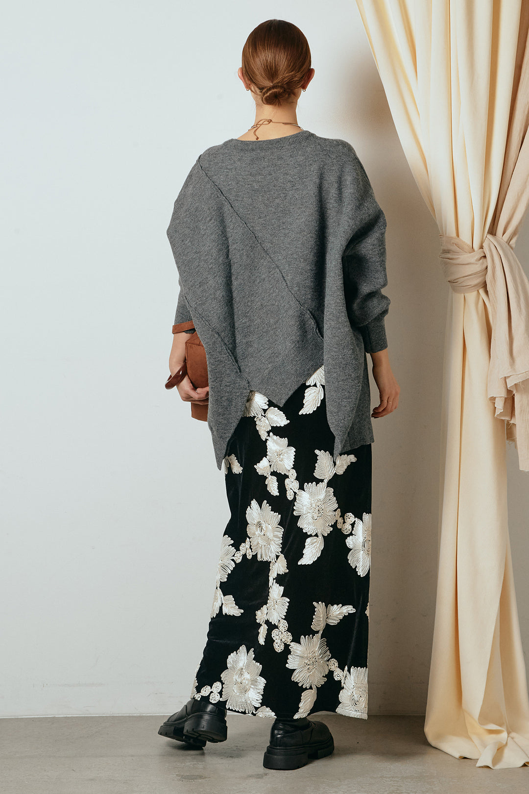 【着回しセット】[SET]アシンメトリーデザインニットトップス+センターラインニットパンツ+フラワー刺繍ワイドスカート(3set)