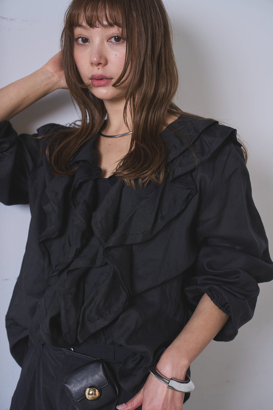 [SET]フリルボタンブラウス+ドライタフタタックバレルパンツ(2set)