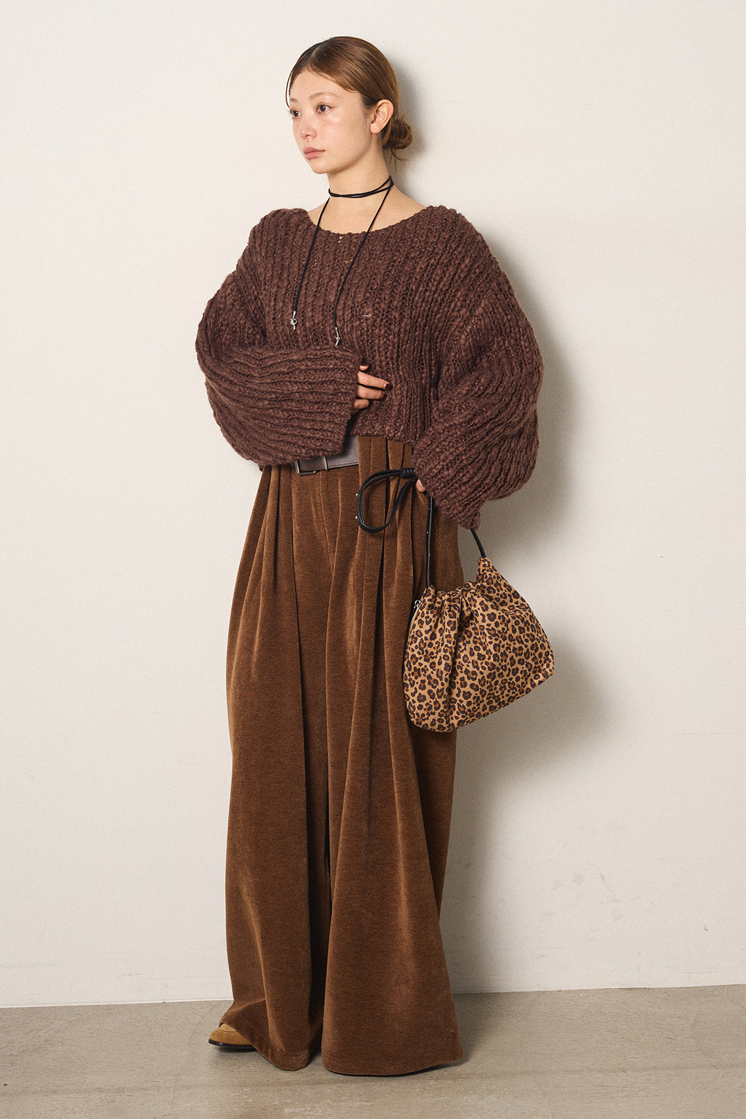 [SET]チャンキースラブニットクロップドプルオーバー+ベルトループコーデュロイワイドパンツ(2set)