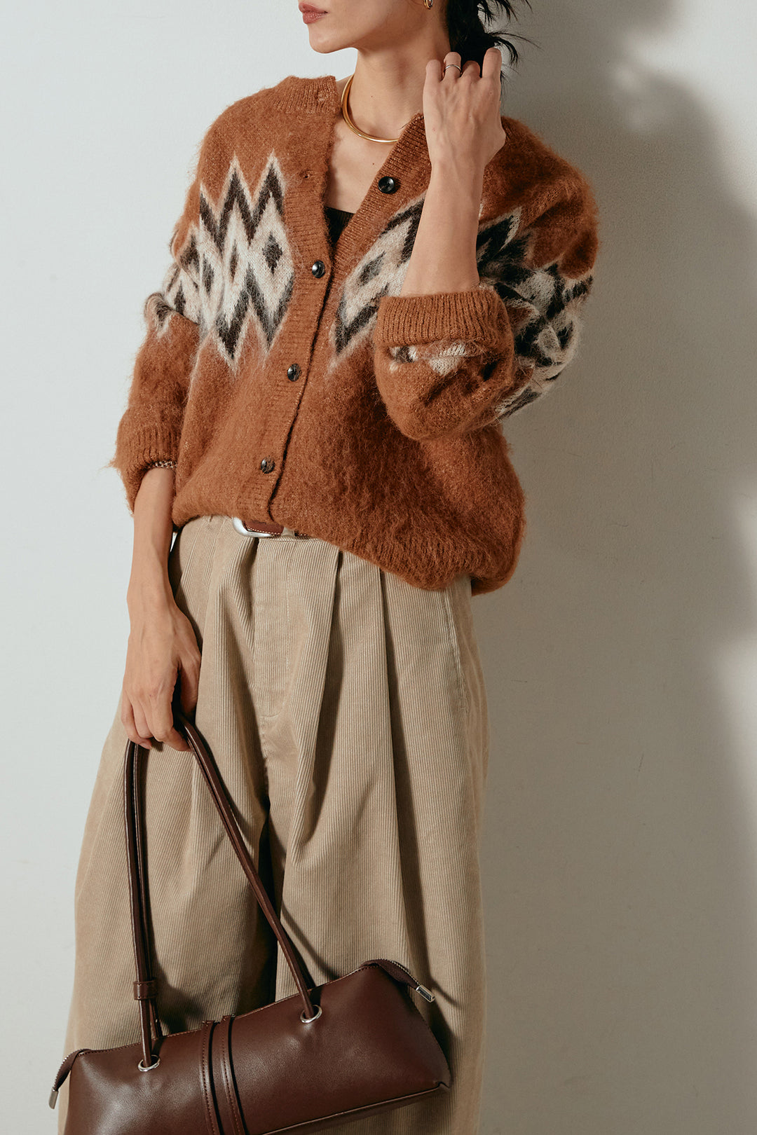 [SET]起毛ノルディック柄ニットカーディガン+フロントタック入りコーデュロイパンツ(2set)