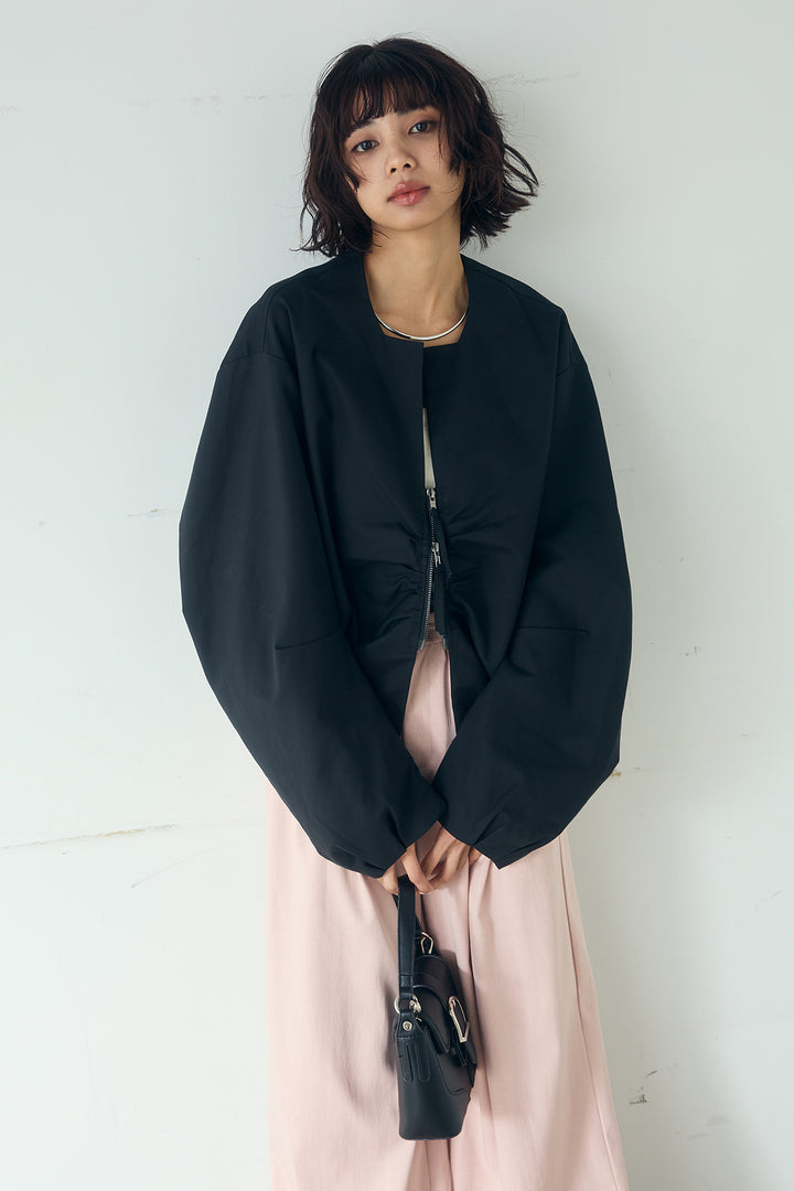 [SET]ノーカラーフロントギャザージップアウター+ツイルメニータックパンツ(2set)