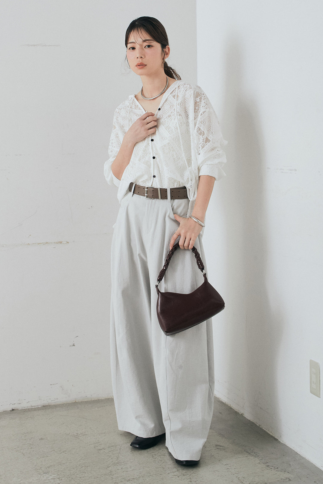 [SET]ブロックレースフード付きブラウス+ベルト付きサイドタックワイドパンツ(2set)