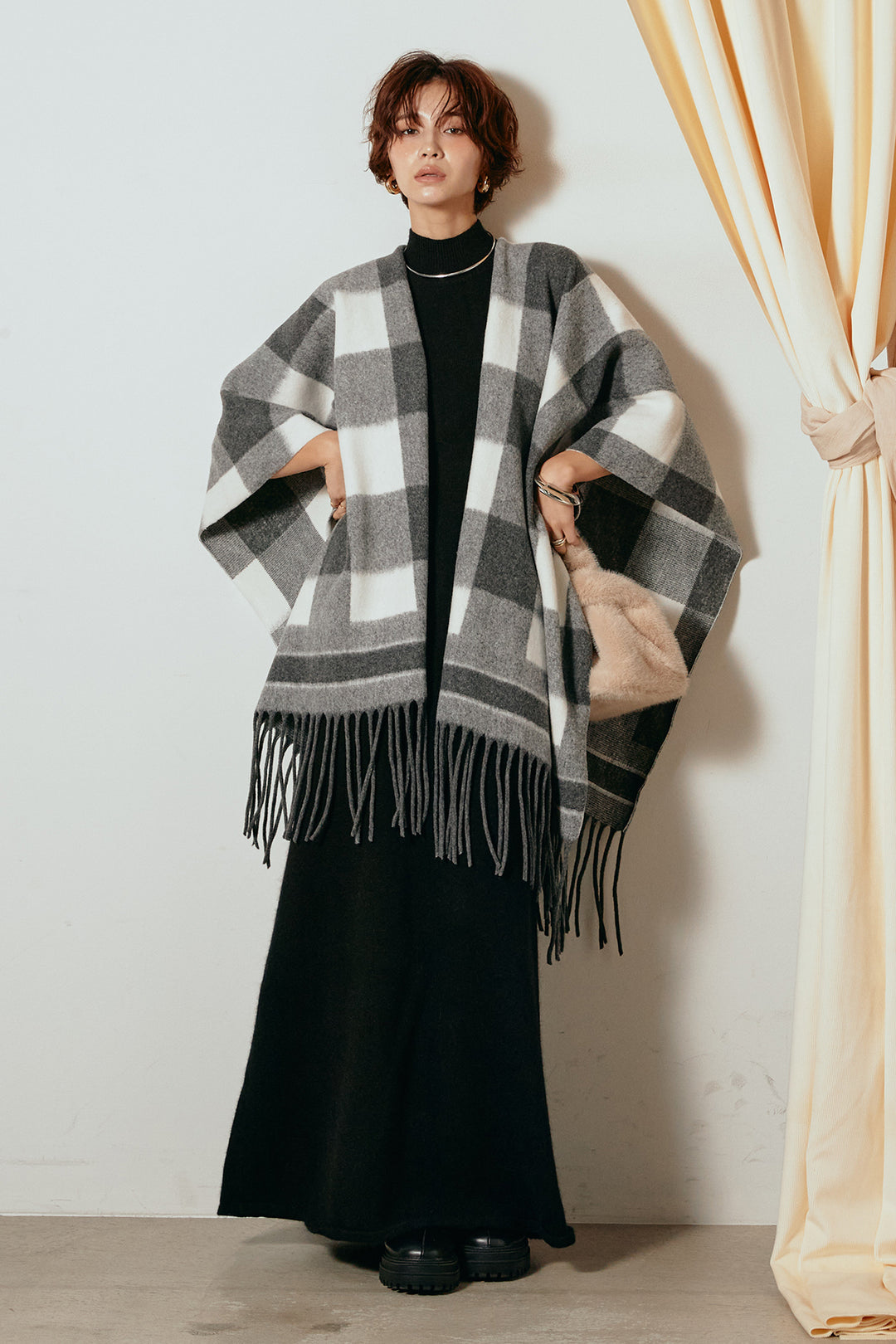 [SET]裾フリンジ柄ポンチョアウター+ノースリーブニットロングワンピース(2set)