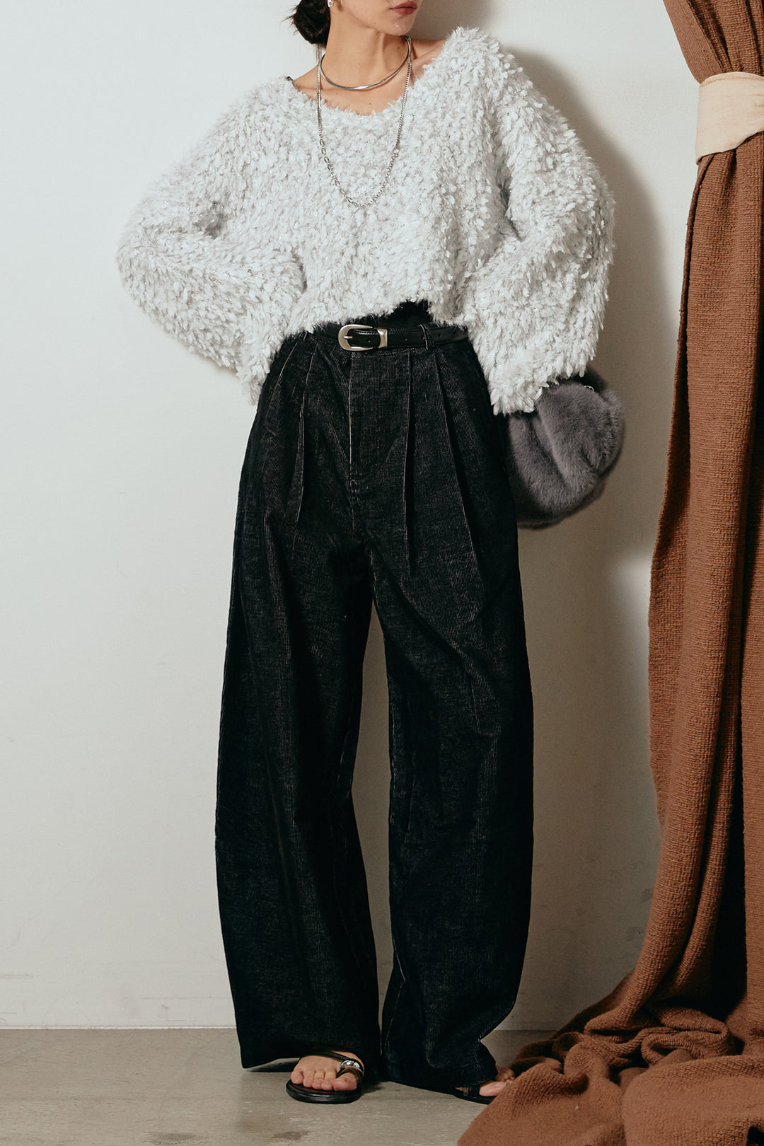 [SET]深Vネックチョウチョヤーンニットトップス+フロントタック入りコーデュロイパンツ(2set)