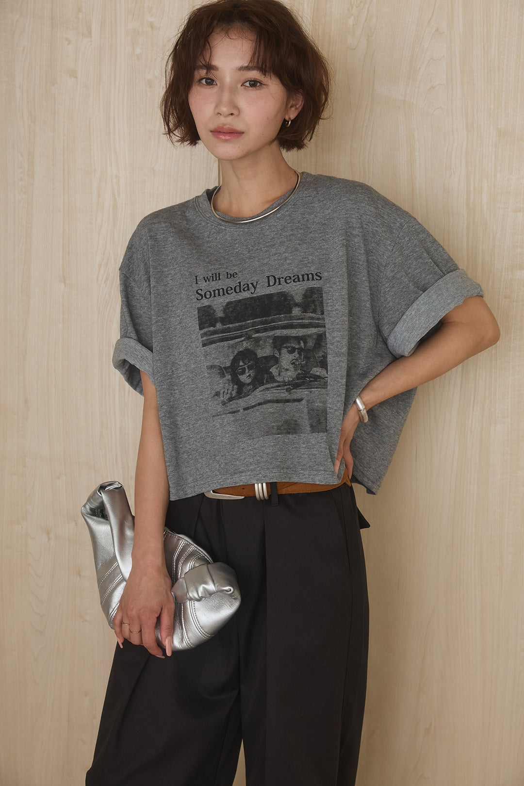 [SET]グラフィックサムデイワイドクロップドT+ニーサイドタックウエストドロストパンツ(2set)