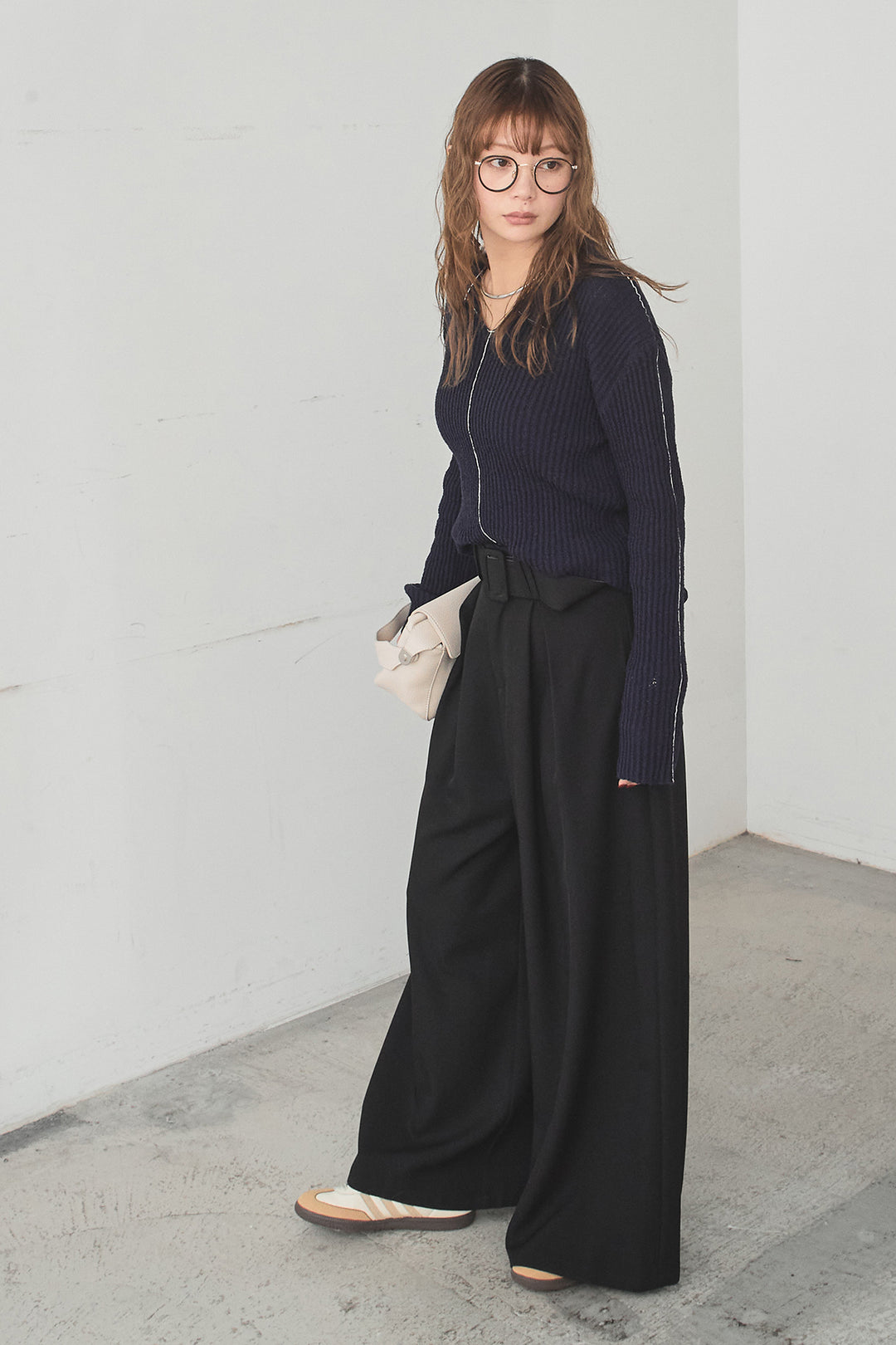 [SET]衿付きニットプルオーバー+ベルト付きツータックワイドパンツ(2set)