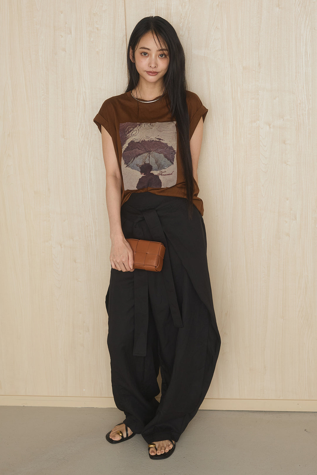 [SET]スクエアニュアンス柄Tシャツ+前結びタックワイドパンツ(2set)