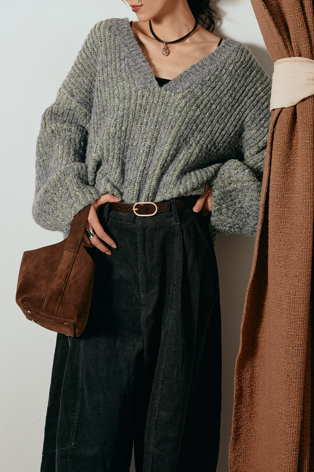 [SET]アルパカタッチ深Vニットトップス+タック入りコーデュロイワイドパンツ(2set)