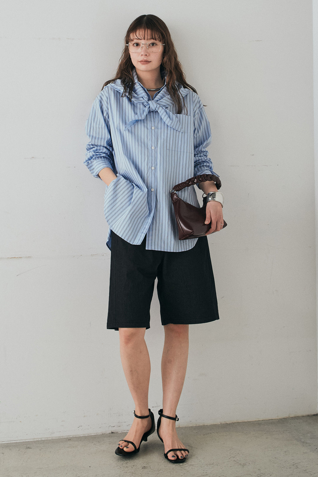 [SET]ランダムストライプスカーフ付きシャツ+デニムハーフパンツ(2set)