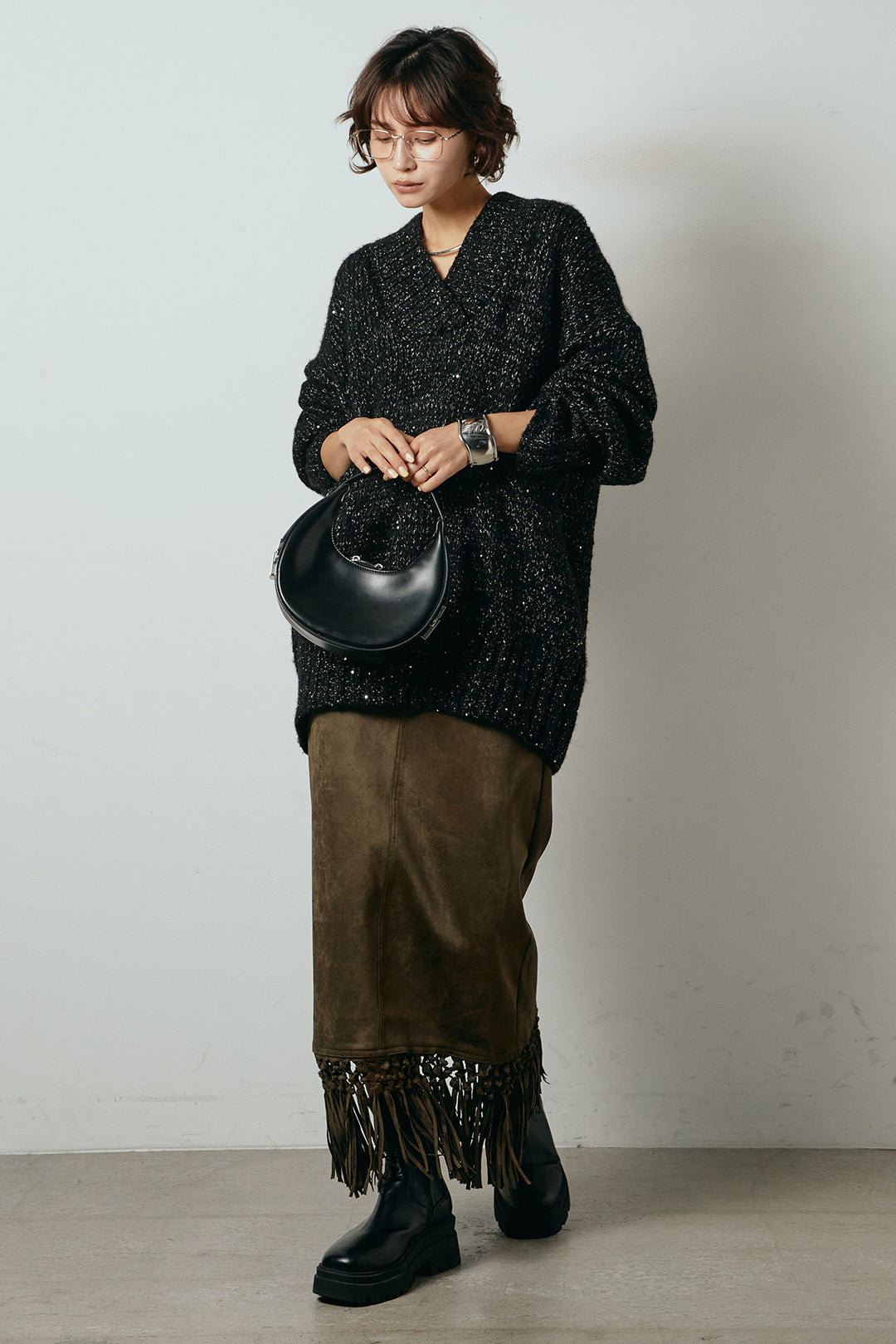 [SET]Vネックラメニットトップス+スウェードライク裾フリンジスカート(2set)