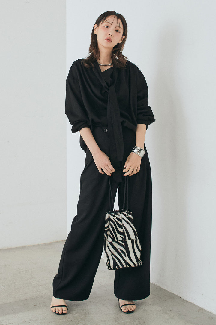 [SET]ニュアンスボータイブラウス+斜めボタンタック入りスラックス(2set)