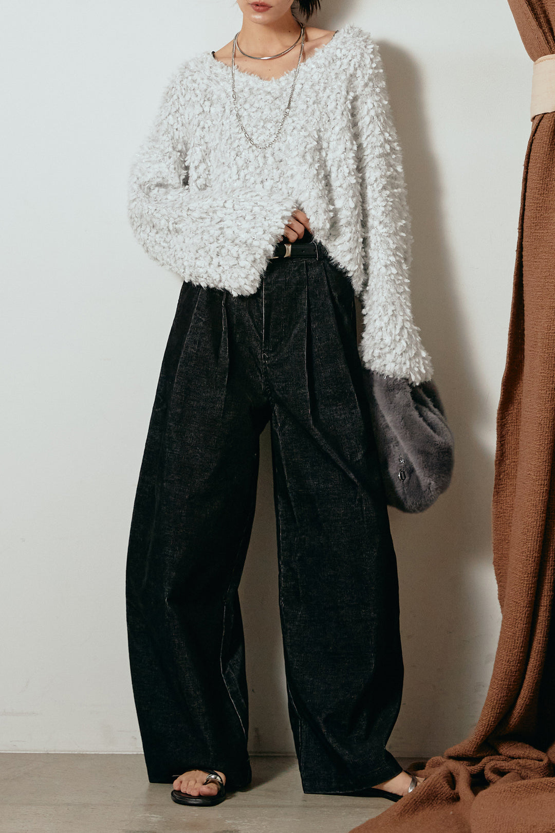 [SET]深Vネックチョウチョヤーンニットトップス+フロントタック入りコーデュロイパンツ(2set)