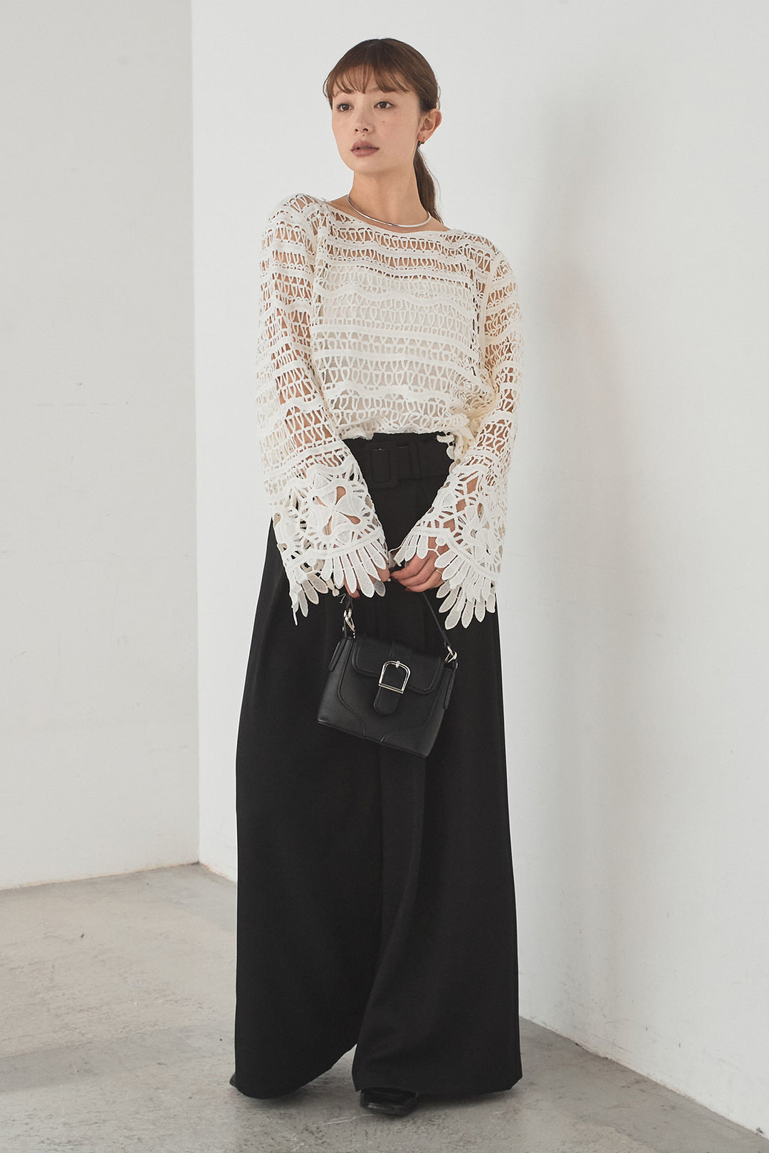 [SET]裾デザインメッシュプルオーバー+ベルト付きツータックワイドパンツ(2set)