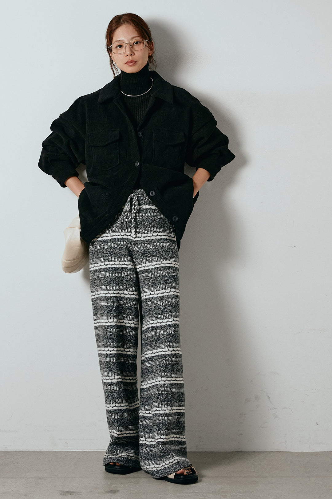 [SET]襟付きコーデュロイポケットシャツ+リブニットシームレスタートルプルオーバー+マルチライン柄リラックスニットパンツ(3set)