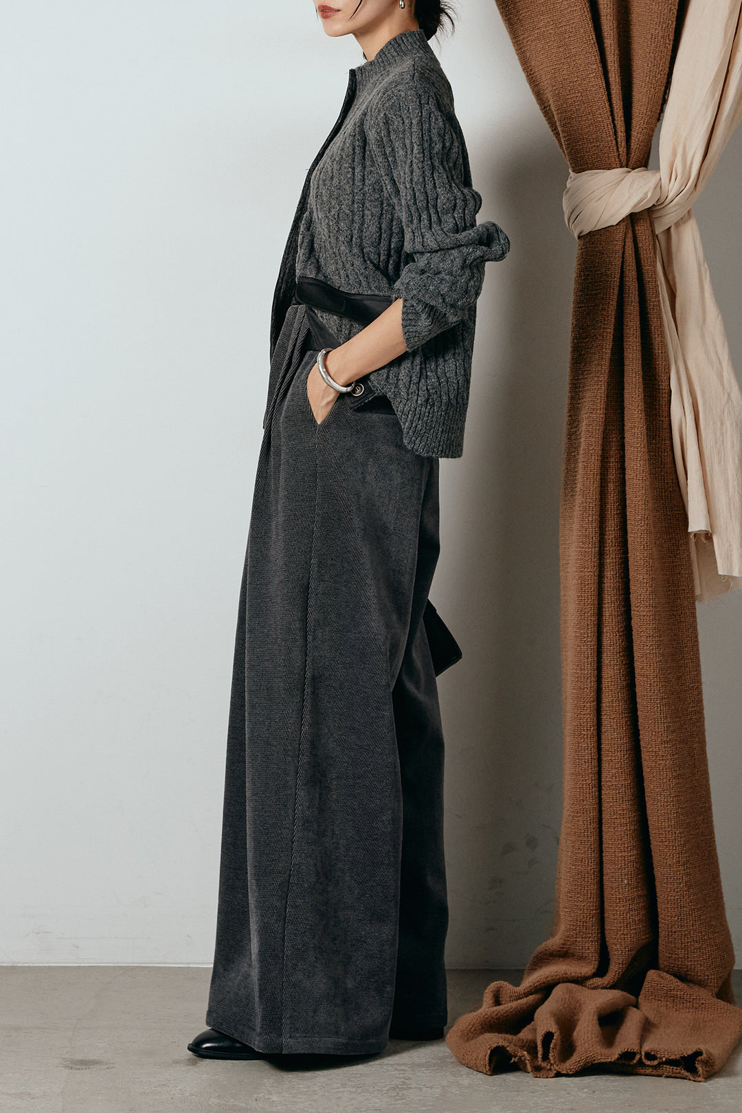 [SET]ボトルネックケーブルニットカーディガン+ベルトループコーデュロイワイドパンツ(2set)