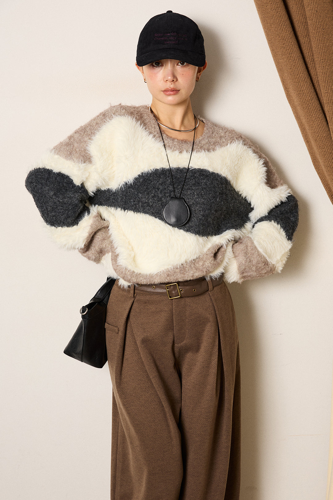 [SET]シャギーウェーブ柄クルーネックニットトップス+細ベルト付き起毛タックワイドパンツ(2set)