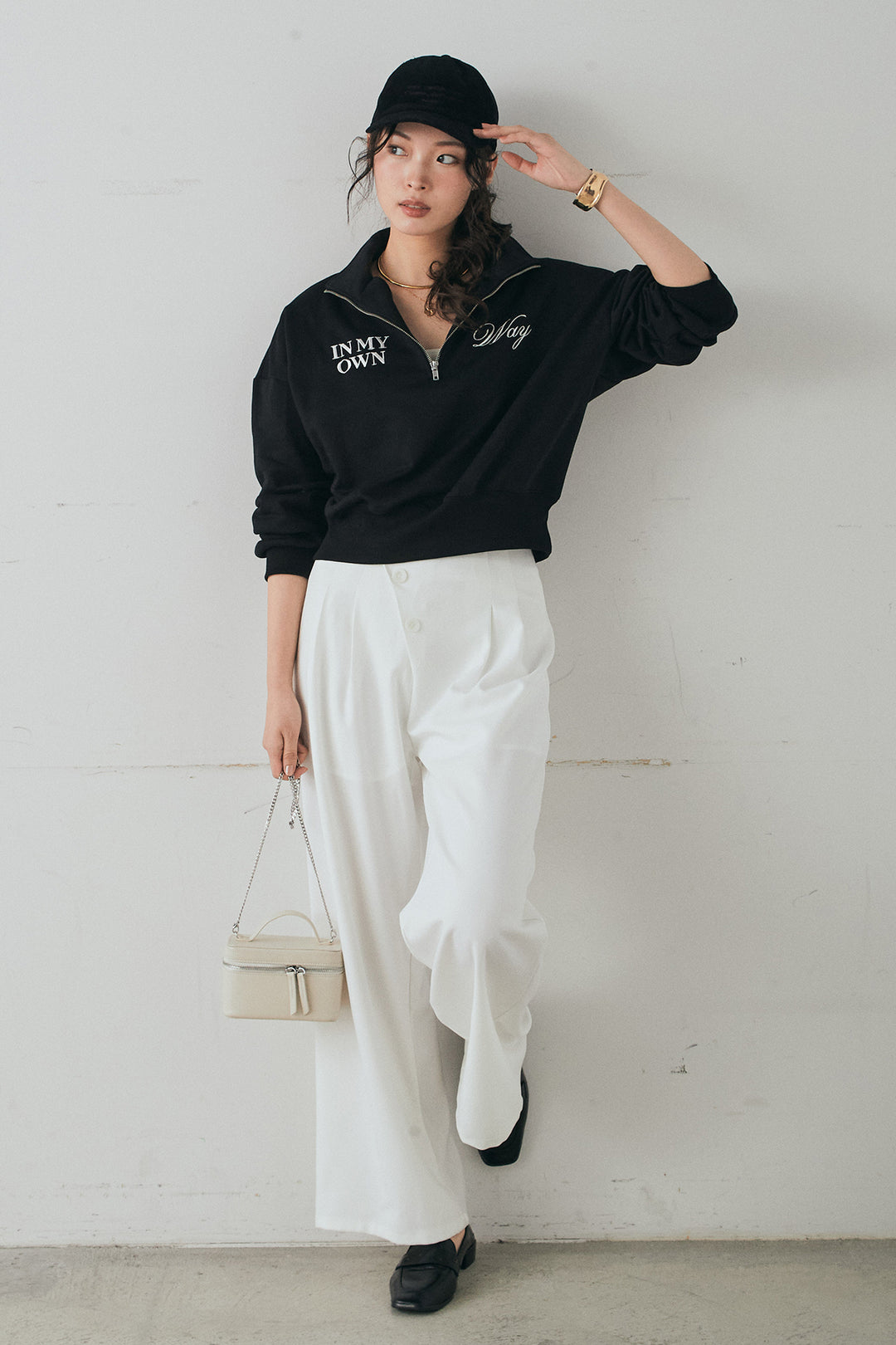 [SET]裏毛ロゴ刺繍ハーフZIPスウェット+斜めボタンタック入りスラックス(2set)