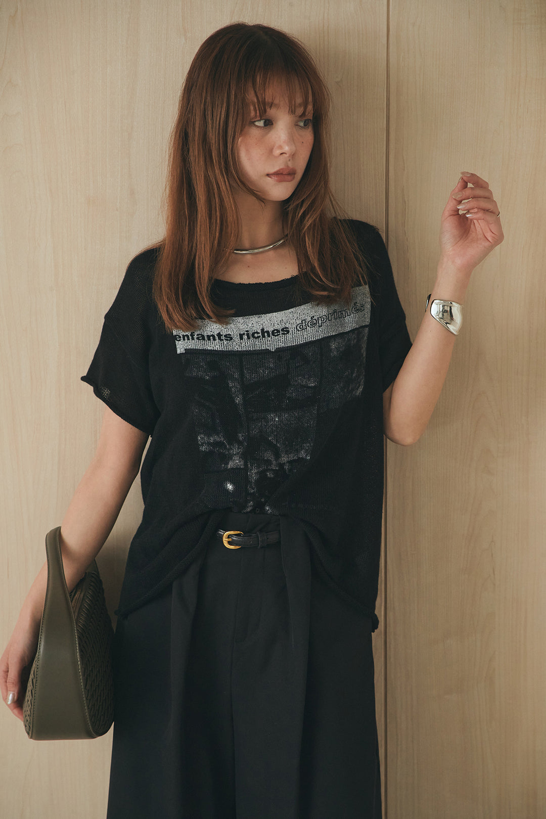 [SET]半袖モノトーングラフィックトップス+ベルトループデザインハイウエストタックパンツ(2set)