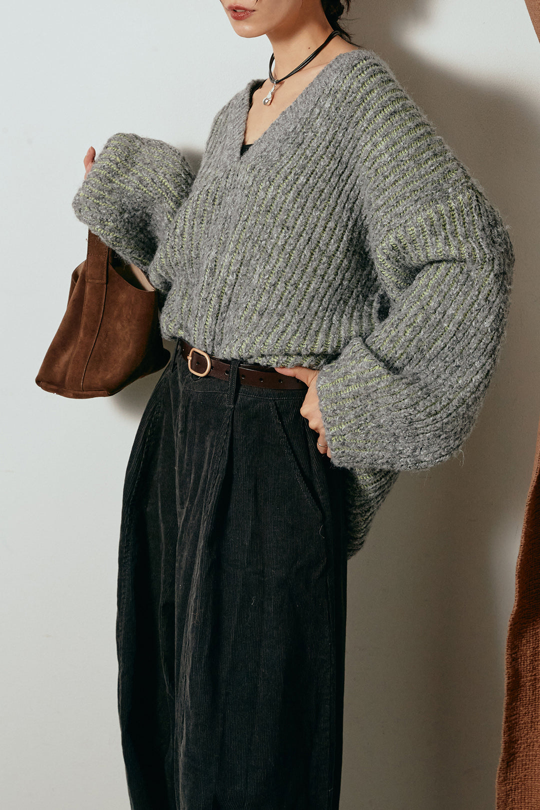 [SET]アルパカタッチ深Vニットトップス+タック入りコーデュロイワイドパンツ(2set)