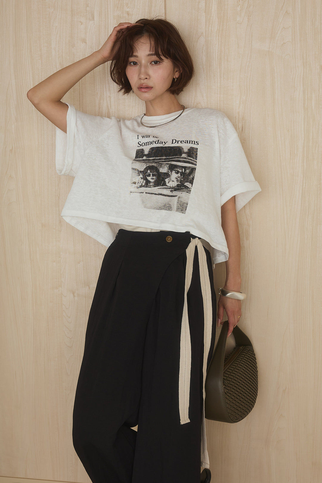 [SET]グラフィックサムデイワイドクロップドT+異素材ベルト付きラップ風ニュアンスワイドパンツ(2set)