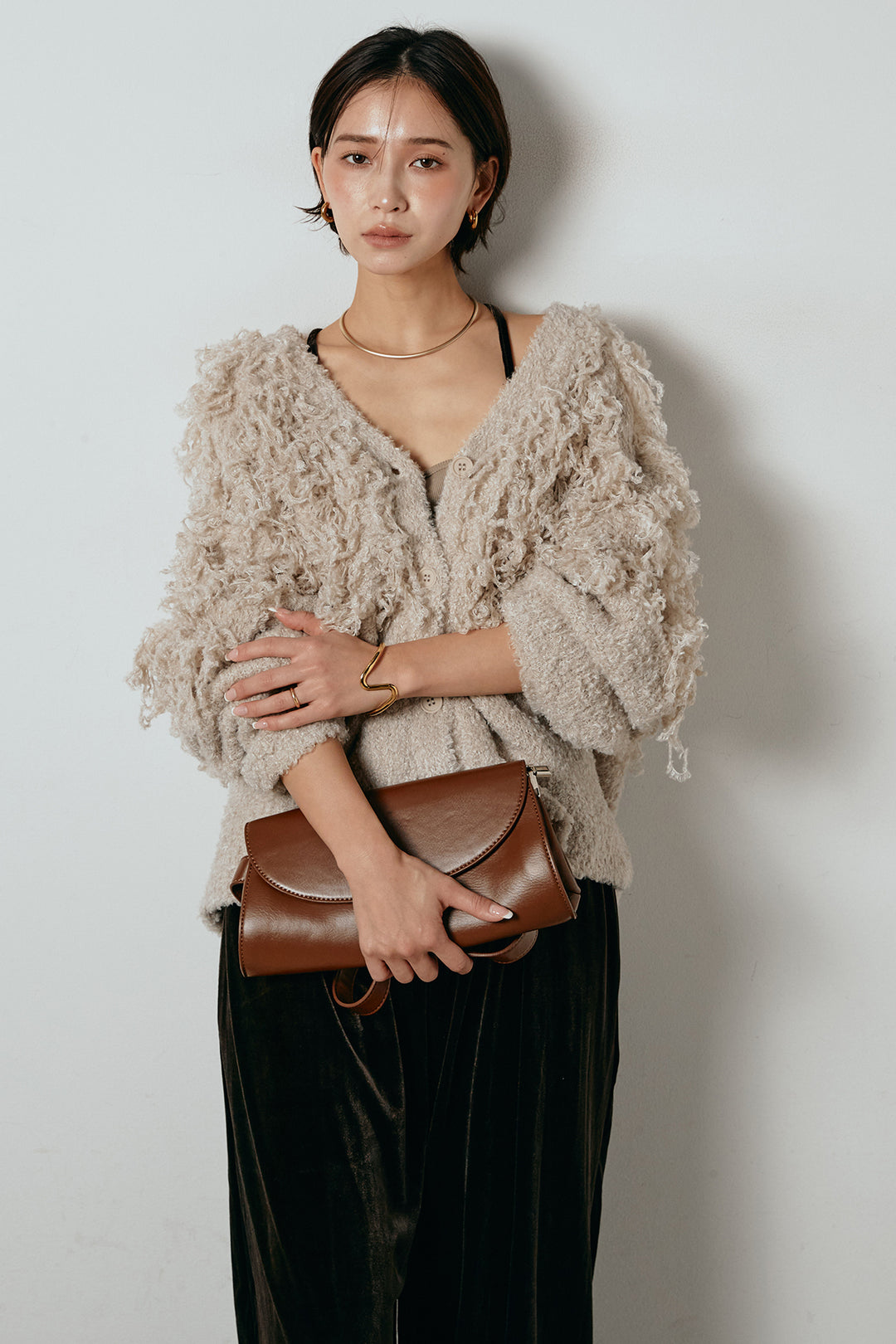 [SET]ループ編みVネックニットカーディガン+ベロアサスペンダー付きパンツ(2set)