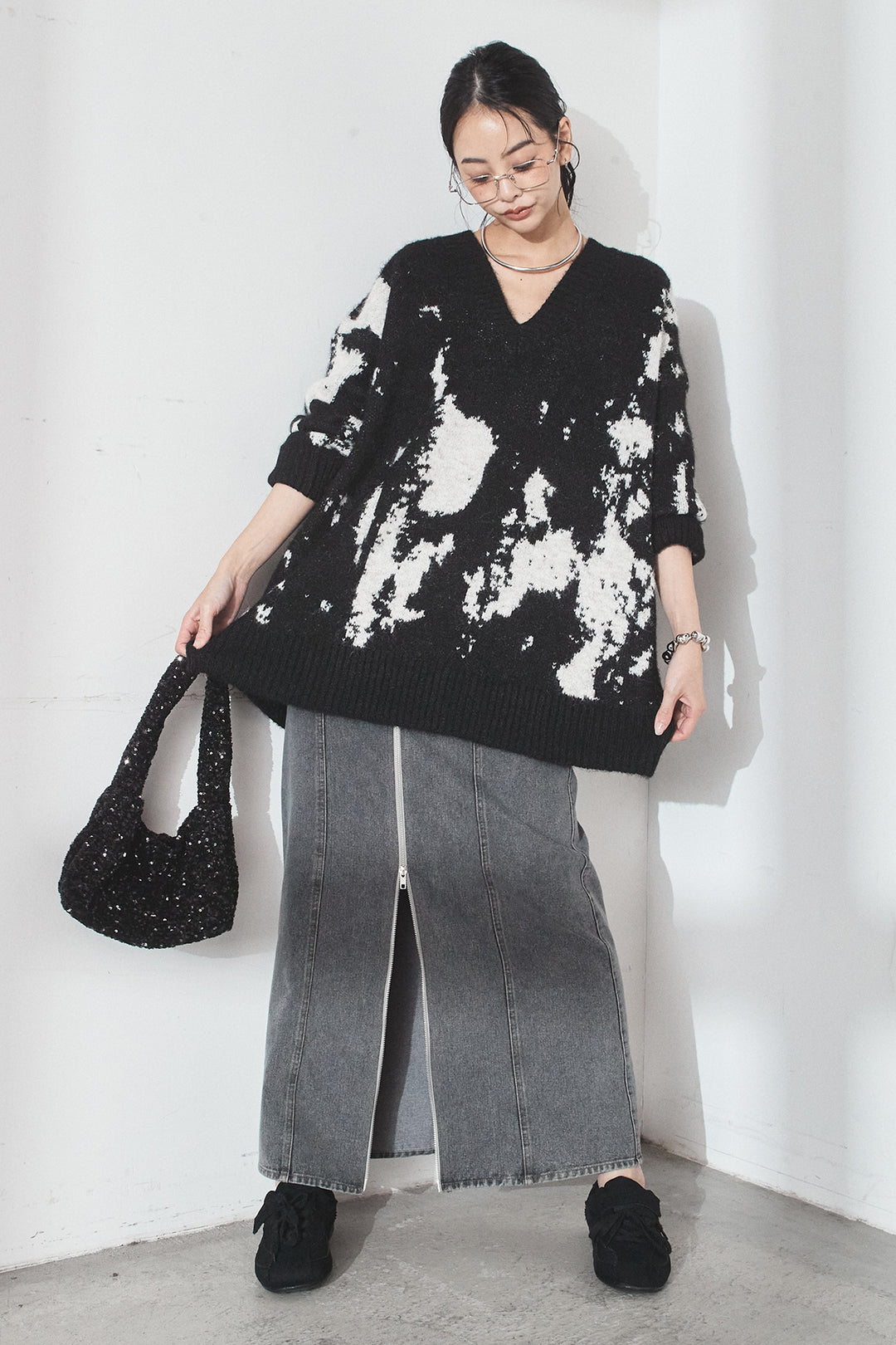[SET]アブストラクト柄ニットプルオーバー+フロントジップデニムスカート(2set)