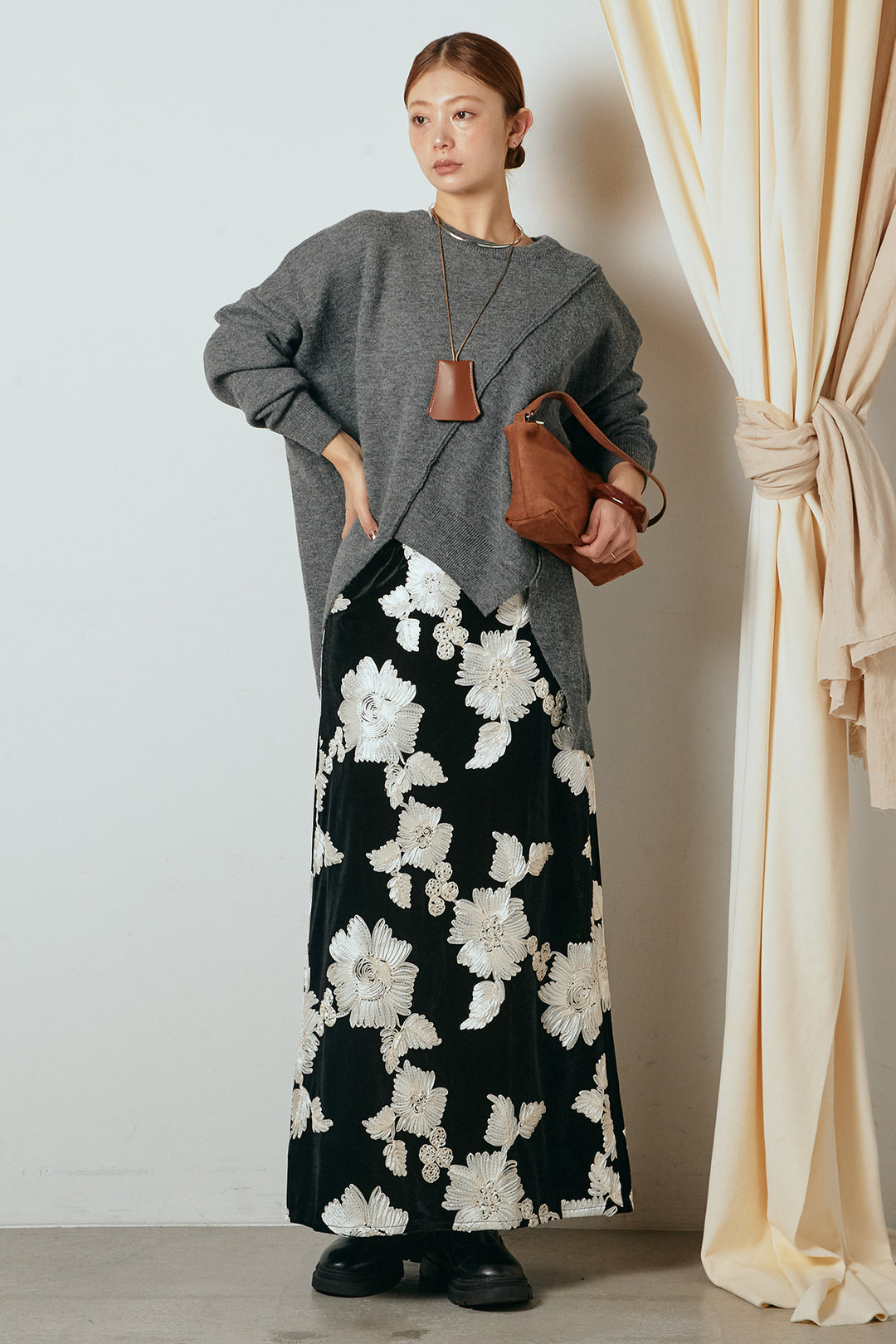 【着回しセット】[SET]アシンメトリーデザインニットトップス+センターラインニットパンツ+フラワー刺繍ワイドスカート(3set)