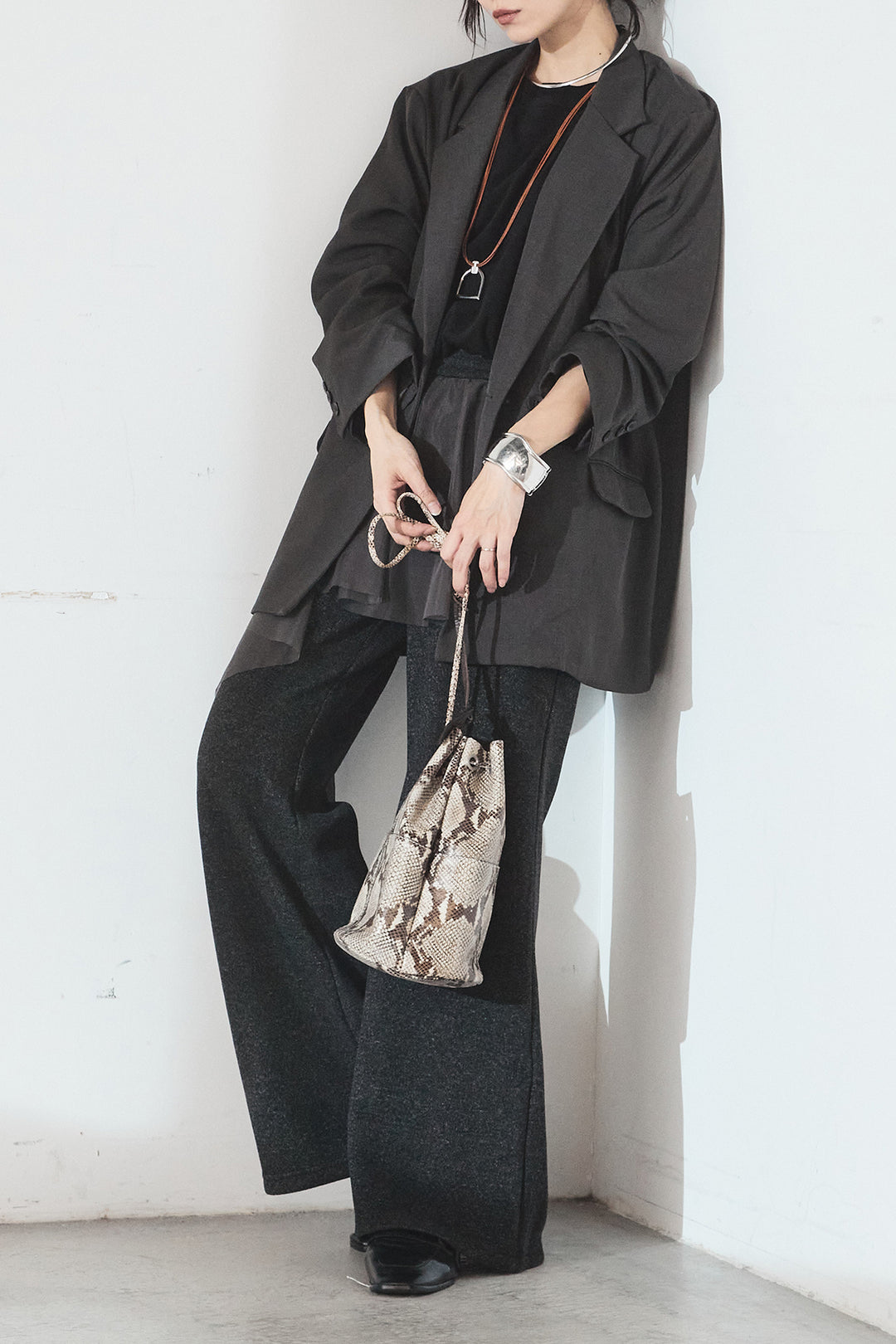 [SET]ルーズシルエットダブルテーラードジャケット+ストレッチロングTシャツ+チュールレイヤードニットパンツ(3set)