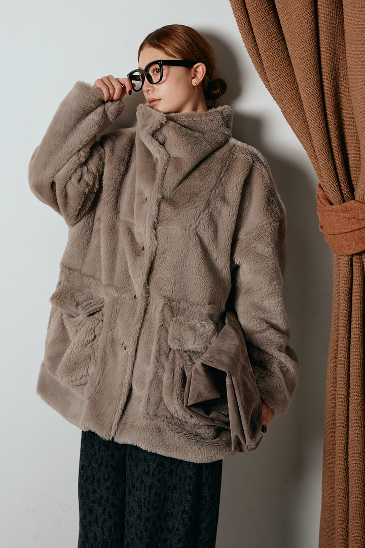 スタンドネックファーコート