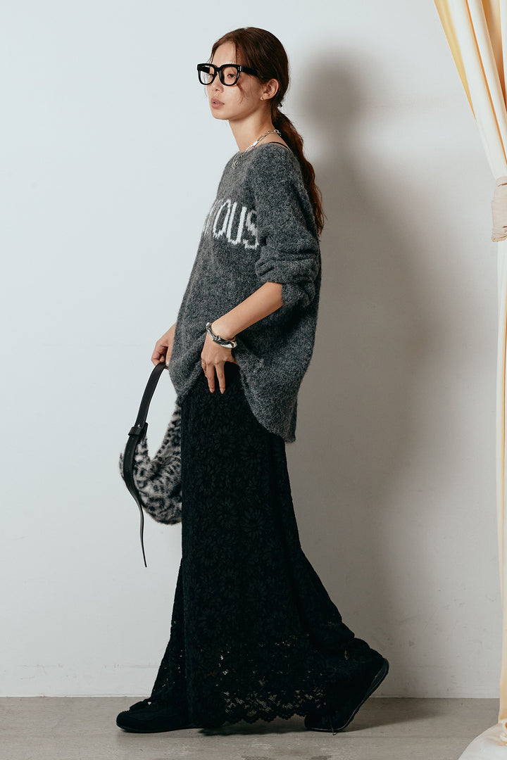 [SET]フロントロゴデザインニットトップス+花柄刺繍ベロアフレアスカート(2set)