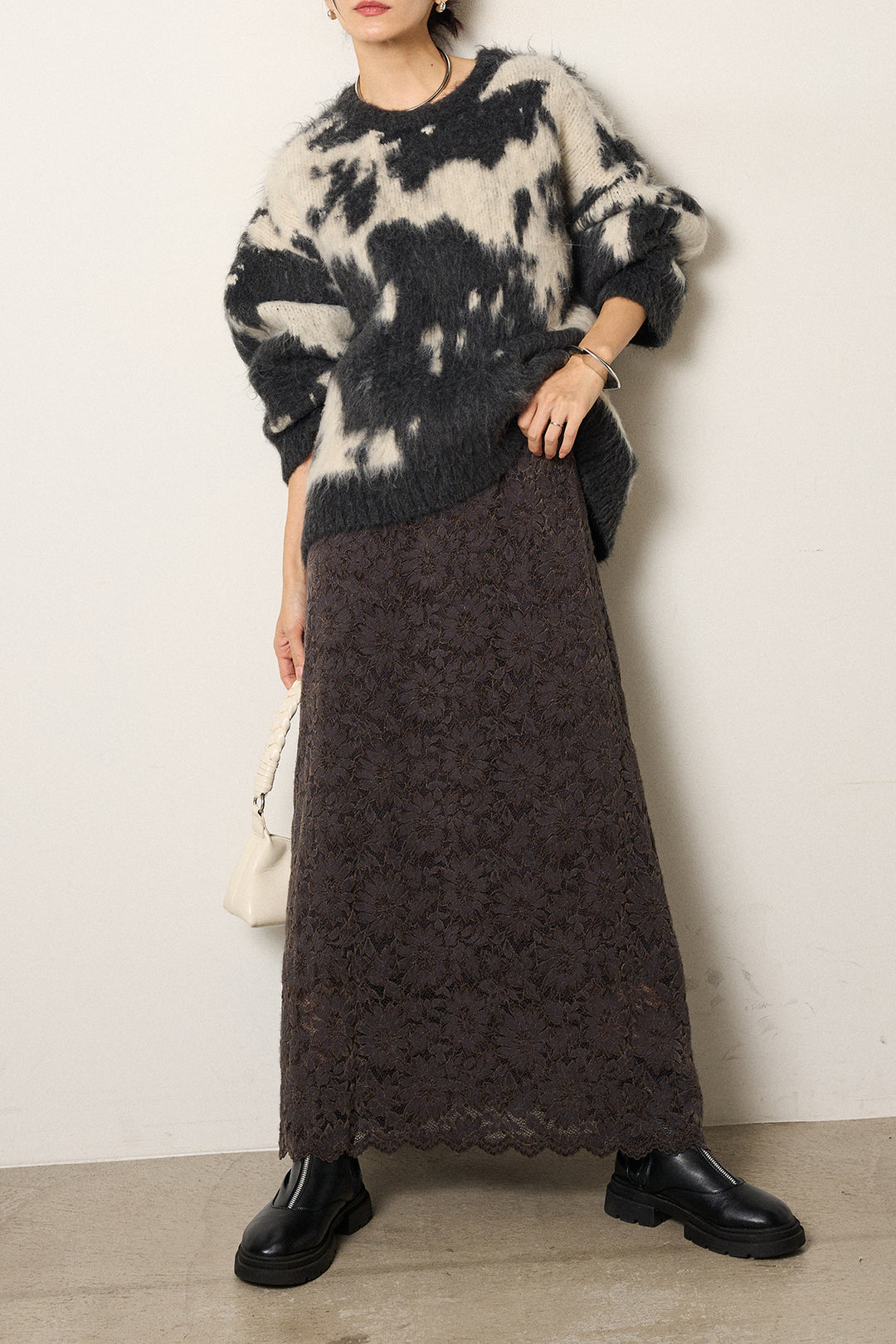 [SET]モヘアタッチマーブルニット+花柄刺繍ベロアフレアスカート(2set)
