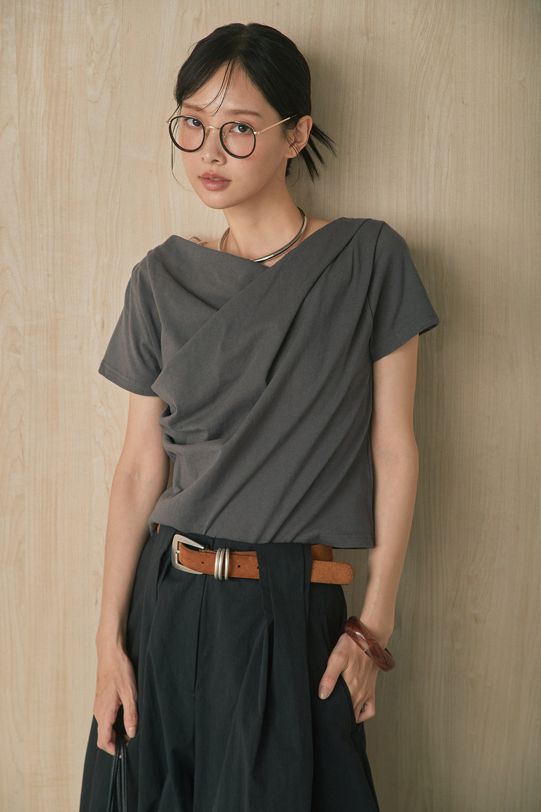 [SET]綿天竺半袖オフショルTシャツ+ニーサイドタックボリュームカーブパンツ(2set)