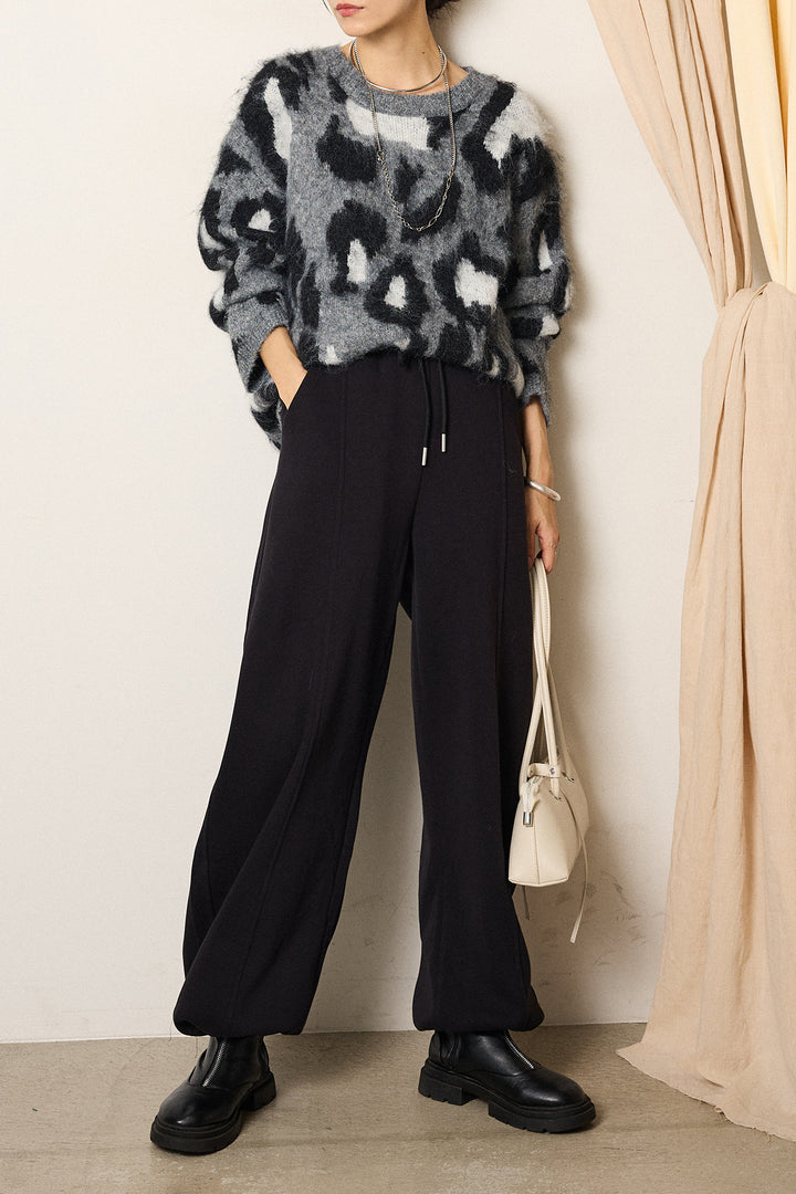 [SET]ルーズアニマルモヘアニットトップス+スウェットワイドカーブパンツ(2set)