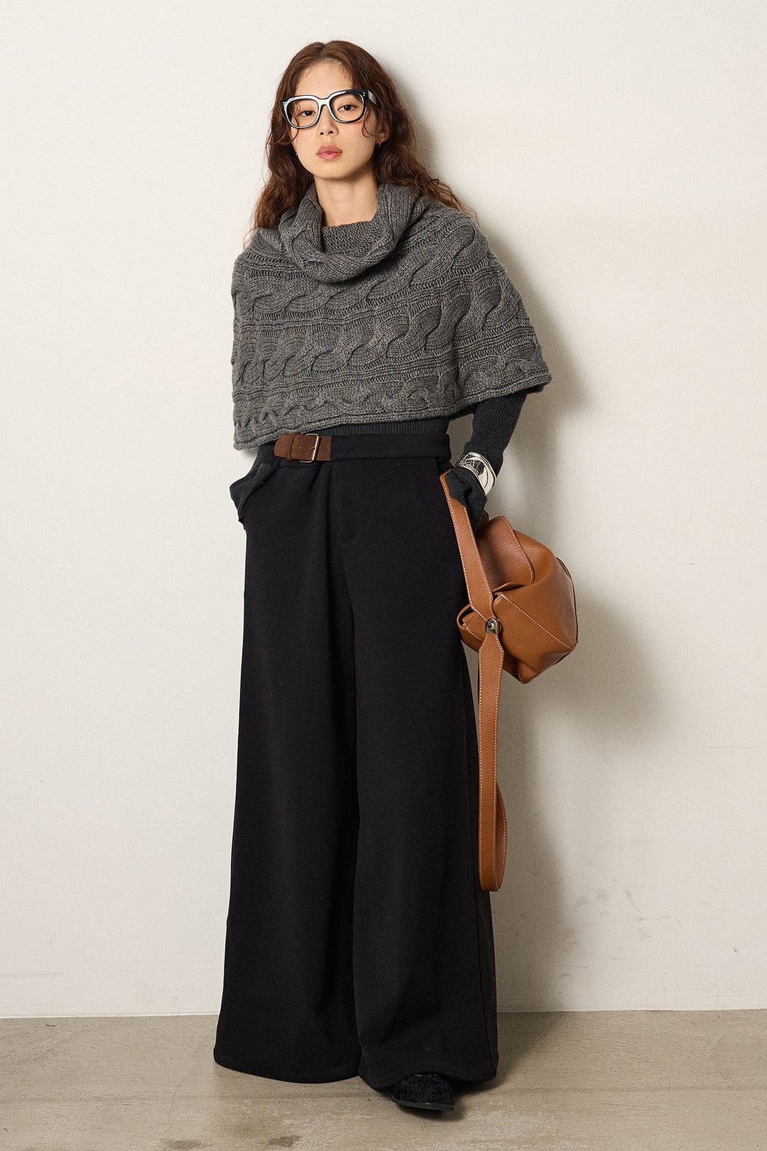 [SET]ケーブル編みケープレイヤードニット+サイドベルトパンツ(2set)