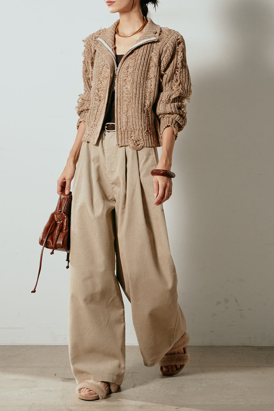 [SET]ハイネックフリンジジップニットトップス+フロントタック入りコーデュロイパンツ(2set)