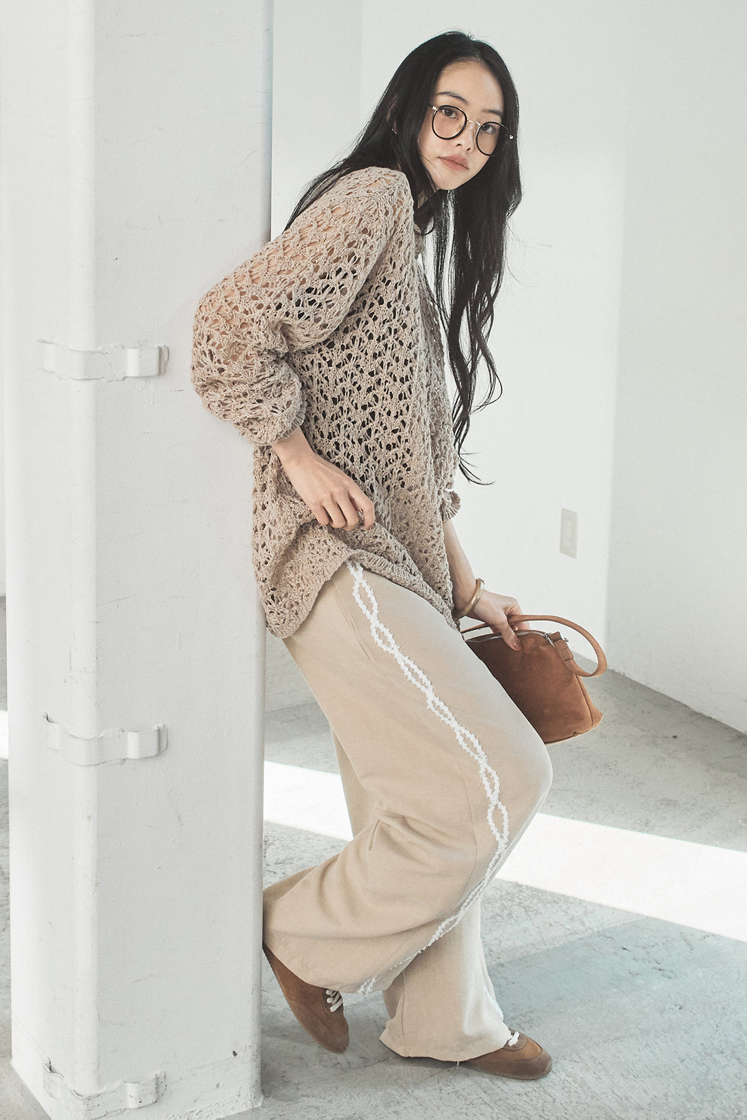 [SET]リラックスメッシュニットトップス+刺繡テープラインパンツ(2set)